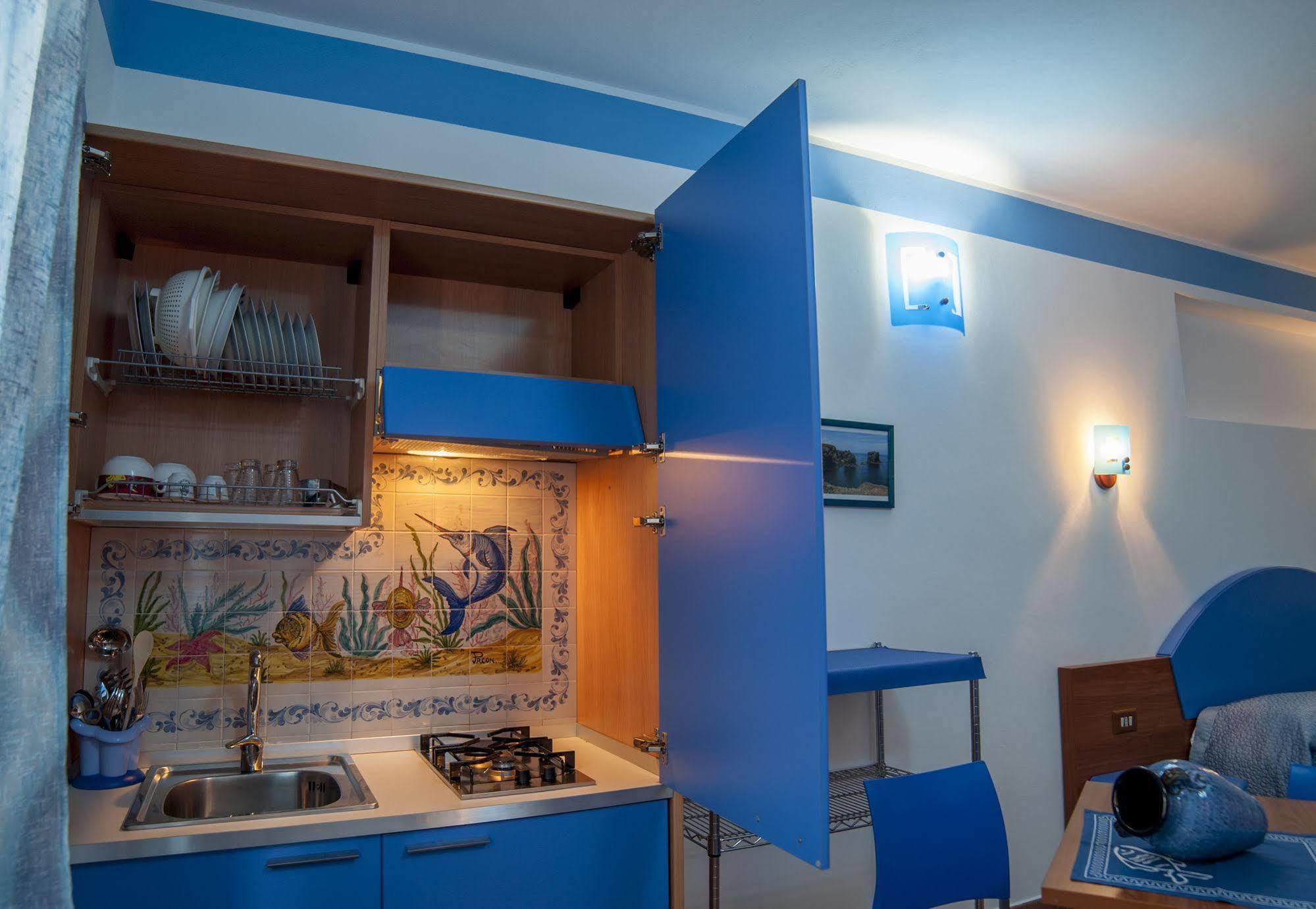 Sogni Nel Blu Aparthotel Isola di Ustica Eksteriør bilde